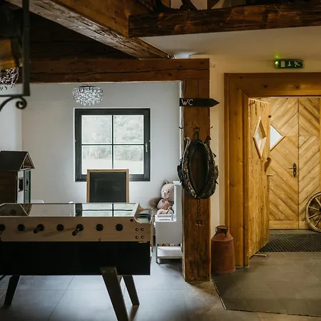 Pension Baranekhof - Just One Ski Bus Stop From Kitzsteinhorn Ski Resort Szálloda 3*