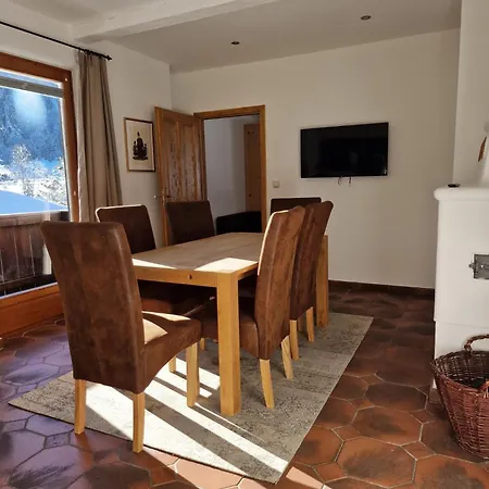 Szálloda Pension Baranekhof - Just One Ski Bus Stop From Kitzsteinhorn Ski Resort 3*