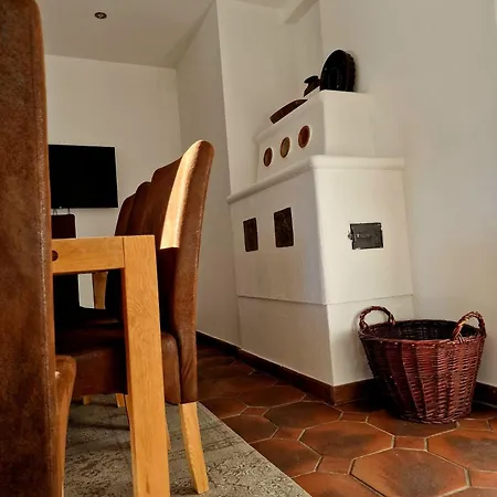 Pension Baranekhof - Just One Ski Bus Stop From Kitzsteinhorn Ski Resort 3*