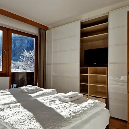 Pension Baranekhof - Just One Ski Bus Stop From Kitzsteinhorn Ski Resort