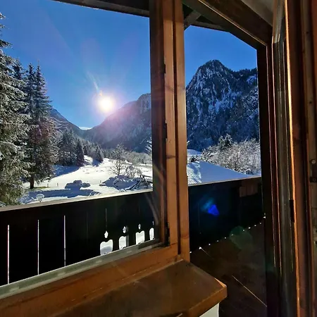 Pension Baranekhof - Just One Ski Bus Stop From Kitzsteinhorn Ski Resort Szálloda