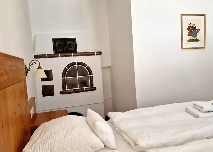 Отель Pension Baranekhof - Unique Location In Nature With Mountain View - Baranek Resorts Капрун